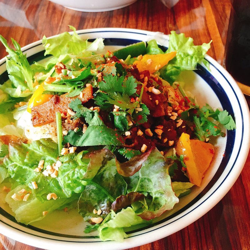 牛肉のエスニックライス(MOJA in the HOUSE)