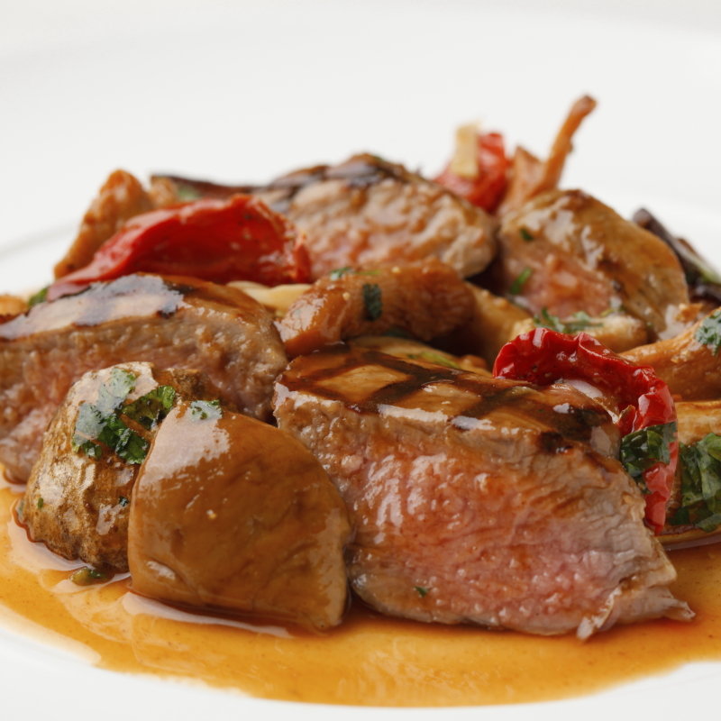 和牛の赤ワイン煮込み(パタティパタタ)