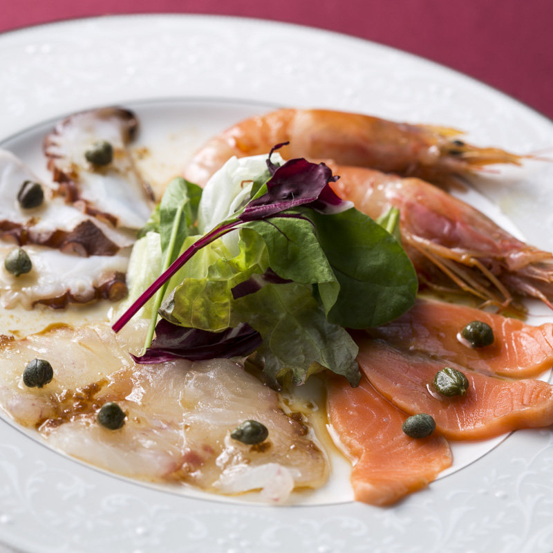 鮮魚のカルパッチョ(フランス料理 ル・クール)