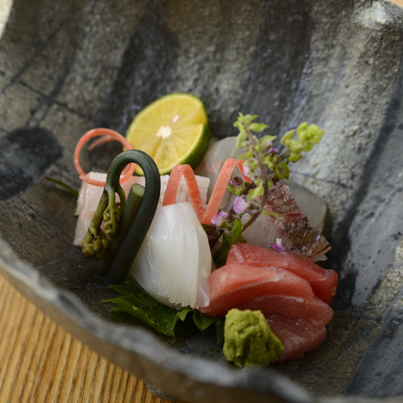 鮮魚の盛り合わせ(季旬 鈴なり （すずなり）)