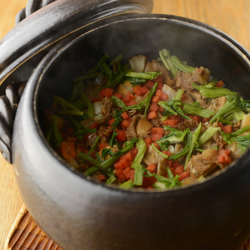 五目御飯(季旬 鈴なり （すずなり）)