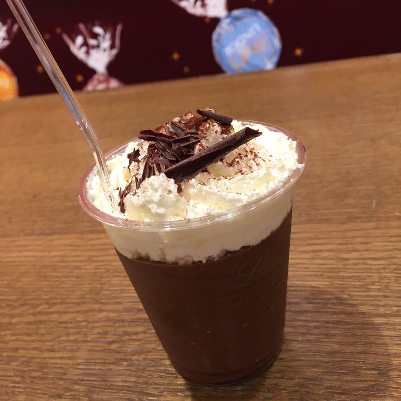 新登場！リンツ ムースオショコラ カカオ66(リンツ ショコラ ブティック＆カフェ りんくうプレミアム・アウトレット店)