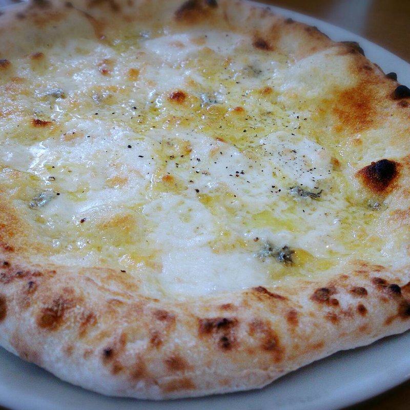 4種のチーズ(Adomani due (アドマーニ ドゥエ))