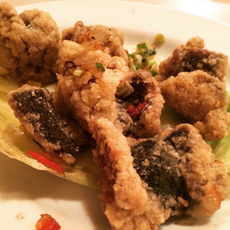 田鰻の唐揚げ(上海小吃)