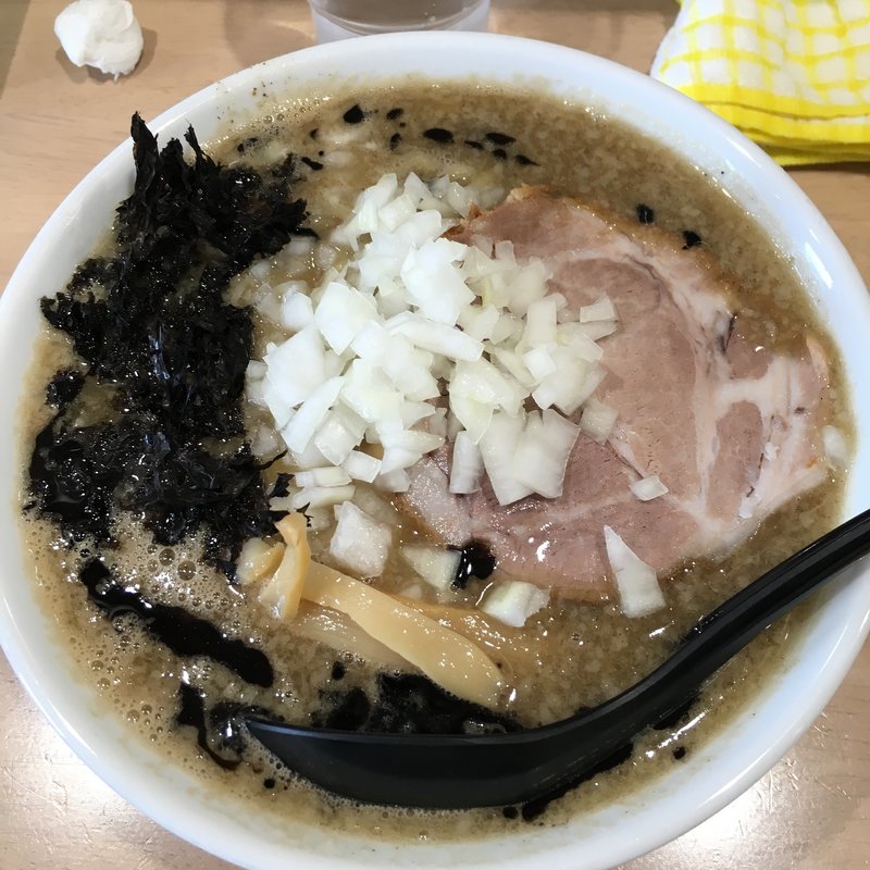 煮干し(MONCHAN RAMEN SHUN （モンチャン ラーメン シュン）)
