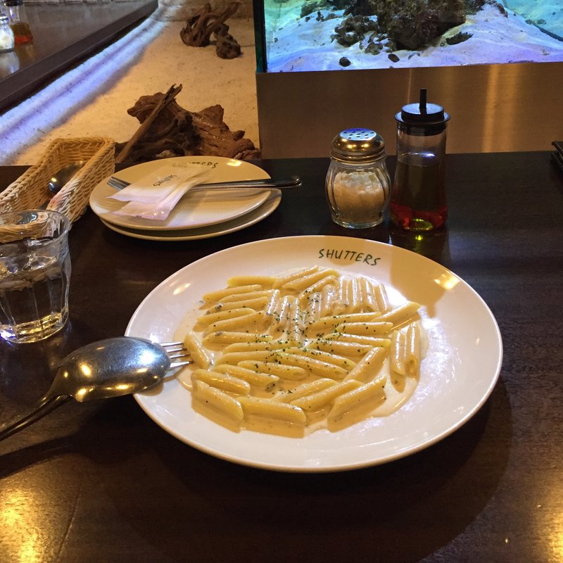 ゴルゴンゾーラチーズとクリームソースのペンネ(SHUTTERS 表参道)