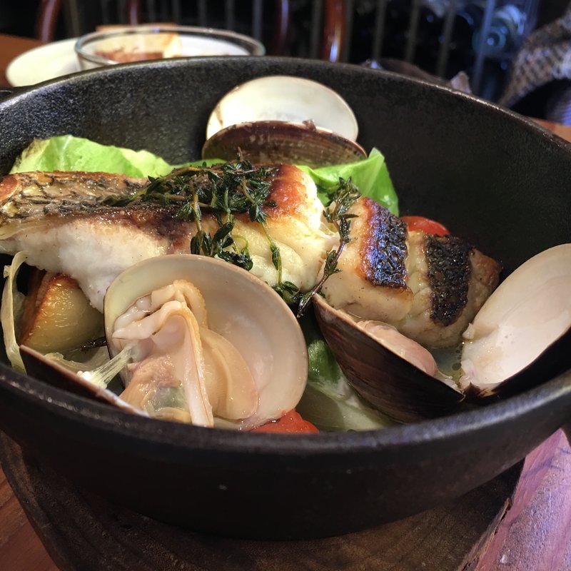 魚料理(Cuisine et vin aruru)