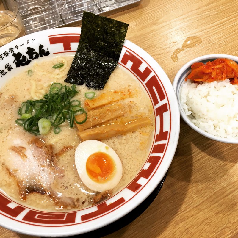 東京豚骨ラーメン