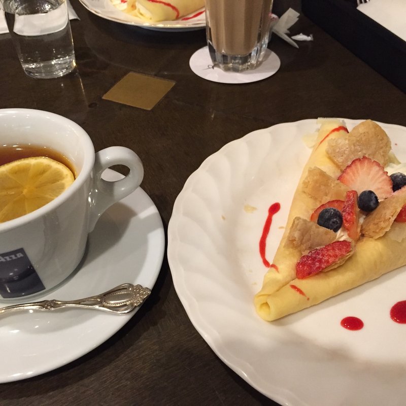 苺とレアチーズのミルフィーユ(café de cocorico(カフェ･ド･ココリコ))