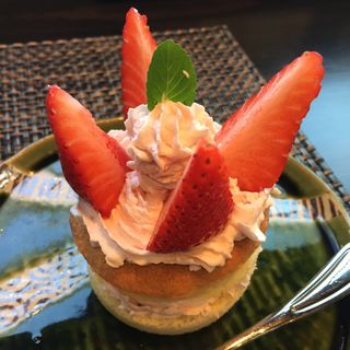 いちごのショートケーキ(yosuga cafe)