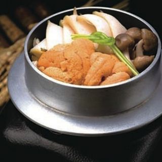雲丹とアワビの土鍋(日本料理 「源氏」 ヒルトン名古屋 （げんじ）)