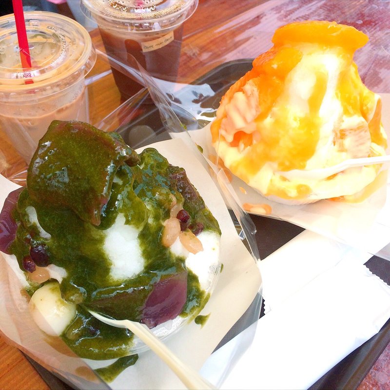 金谷茶屋 (左) と オレンジ (右)(avec mon coeur)