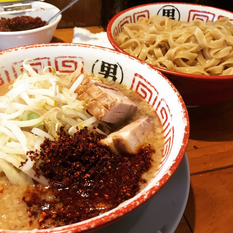 つけ麺＋豚＋赤いの(らーめん バリ男 )