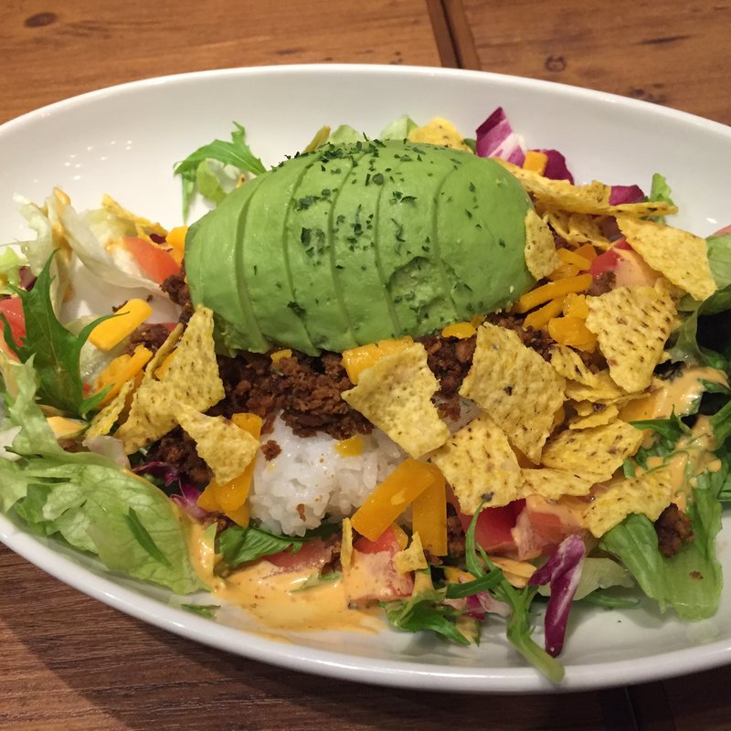 アボカドタコライス(ヴィレッジヴァンガードダイナー豊洲フォレシア店)