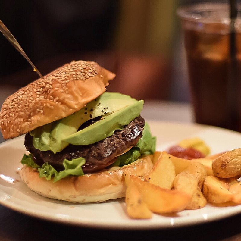 アボカドバーガー(ウェーブスバーガー 名駅店)