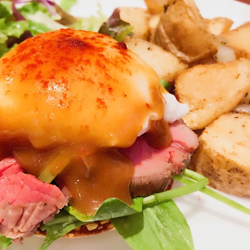 Benedict omelettesベネディクトオムレツ(Cinnamon's Restaurant)