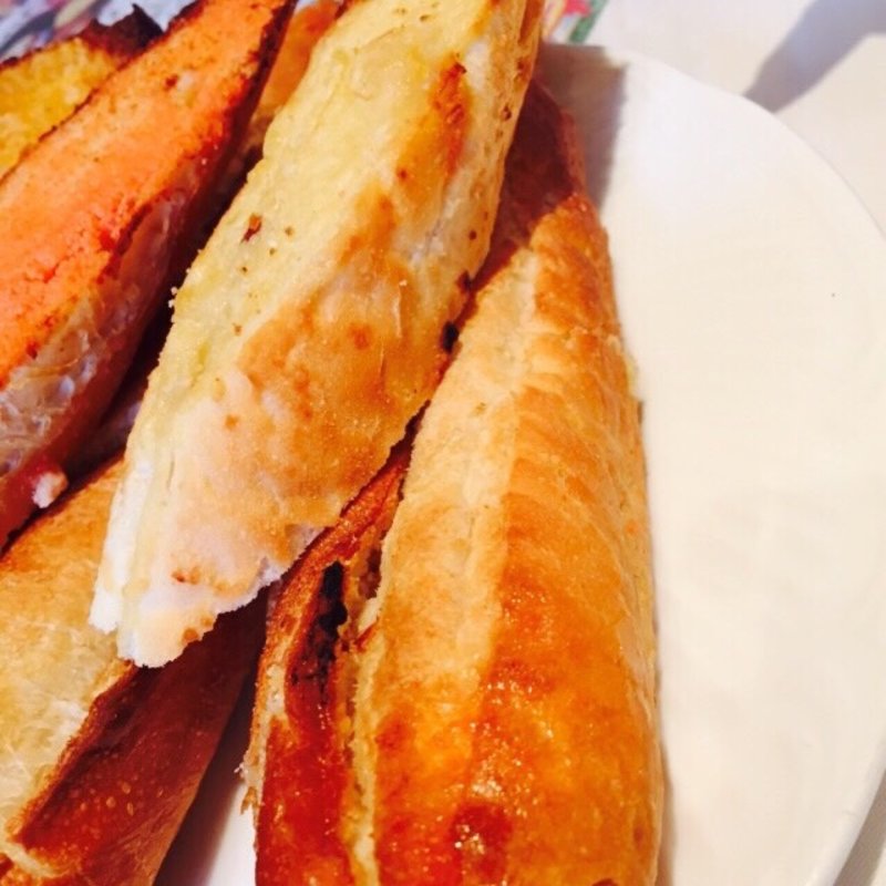 名物pisaの焼き立てバケッ塔 ドルチェさつまいもバター(ルーチェサンタルチア松井山手店)