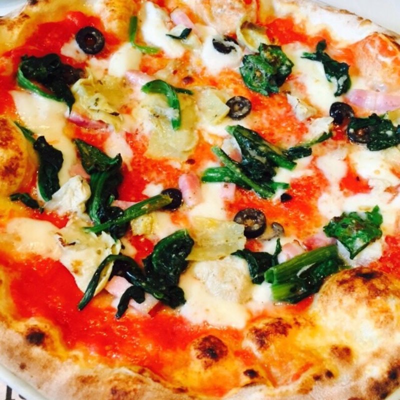 ナポリの気まぐれカプリチョーザ(ルーチェサンタルチア松井山手店)