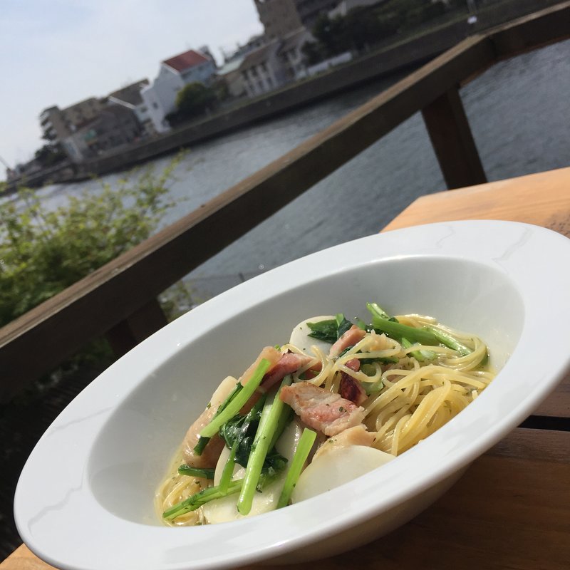 カブとベーコンのペペロンチーノ(ディエゴ・バイ・ザ・リバー （DIEGO BY THE RIVER）)