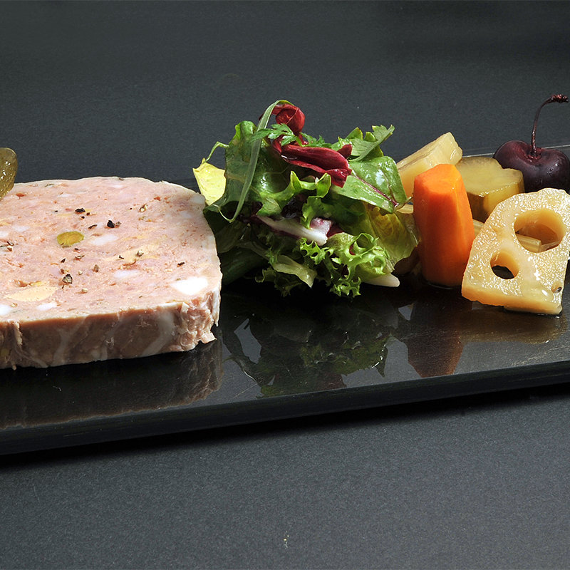 パテと季節の野菜(モノリス)