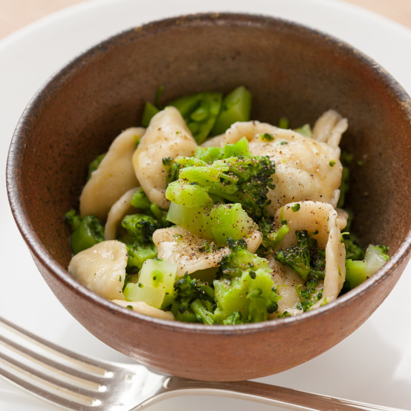 ブロッコリーパスタ(アガぺ カーザ マナカ （agape casa manaca）)