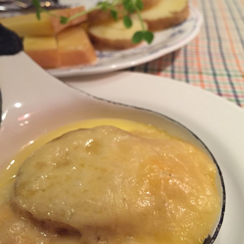 ラクレット(ハウゼ・スイス料理)