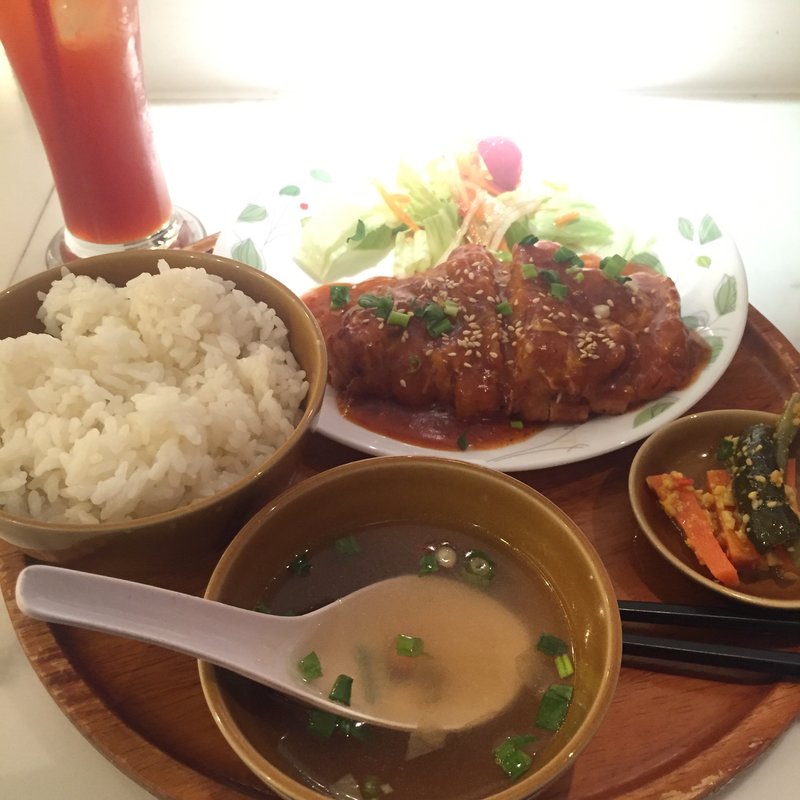 チリ鶏定食(シンガポール海南鶏飯 赤坂店 （ハイナンチーファン）)