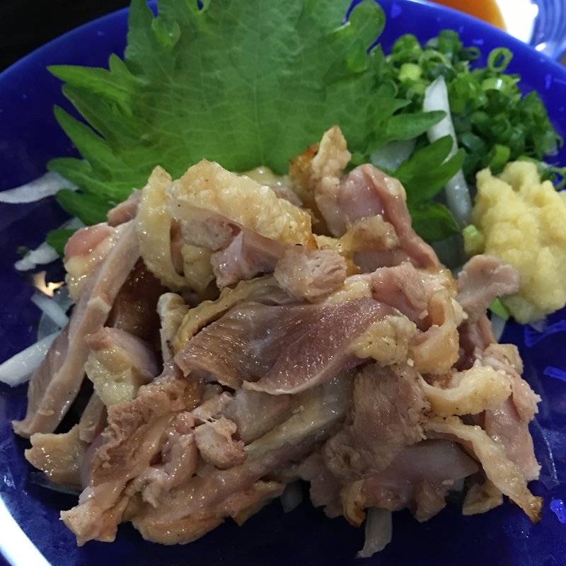 親鳥のタタキ(炭火焼鳥 母家)