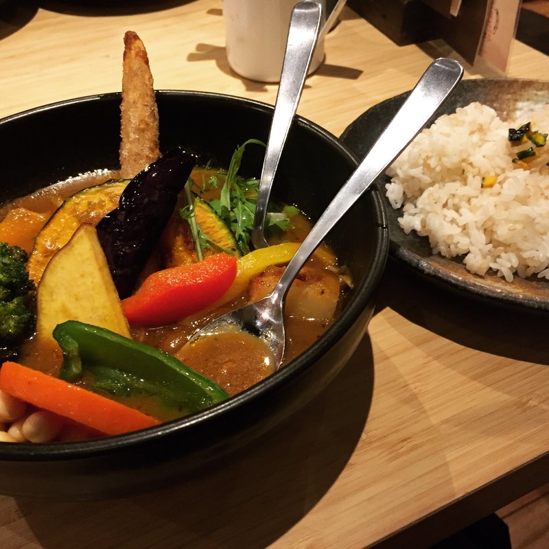 1日分の野菜14品目と豚バラ肉(Rojiura Curry SAMURAI. 下北沢店)