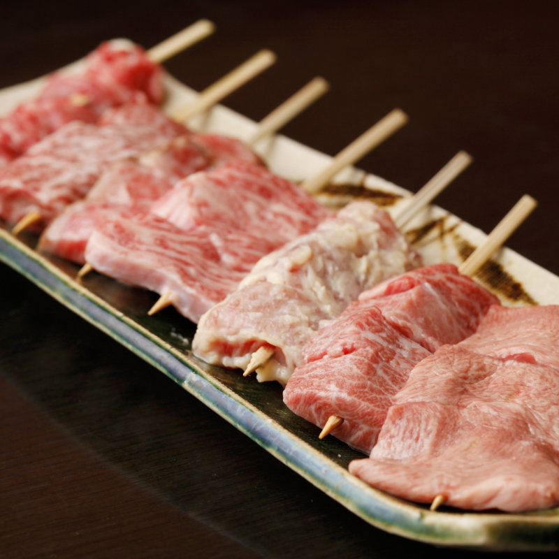 牛串の盛り合わせ(牛丸 （うしまる）)