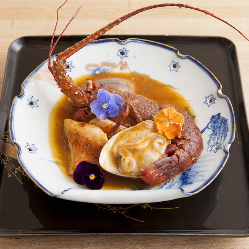 鮮魚のトマト煮込み(剣山 （ケンザン）)