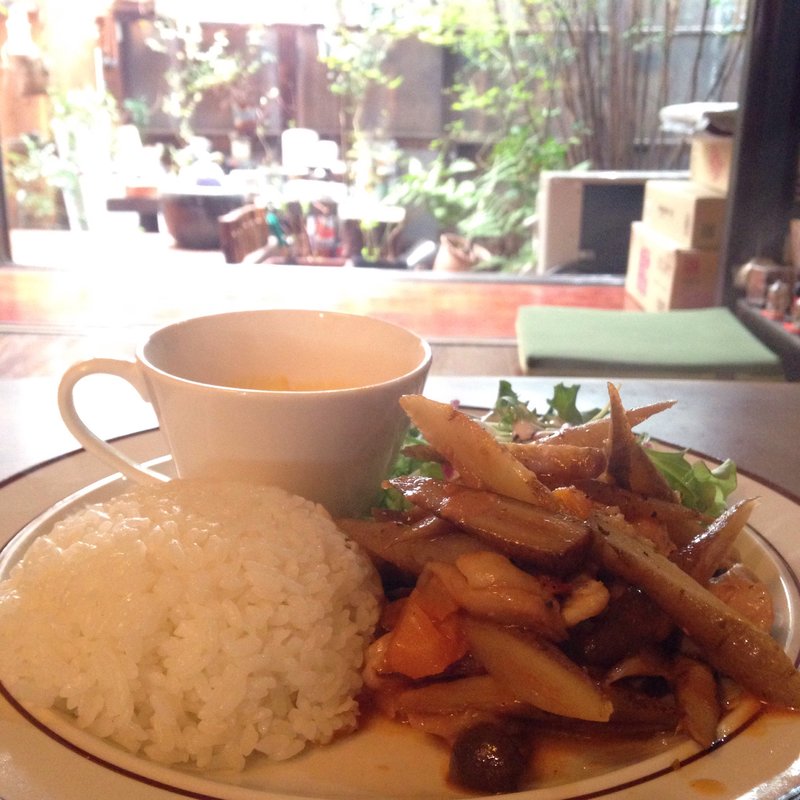 プレートランチ(カフェイチマルマルイチ （Cafe1001）)