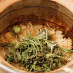 山菜の土鍋