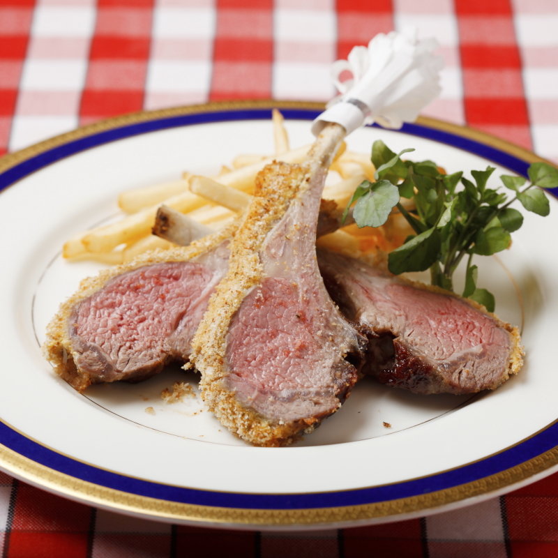 ラム肉の香草焼き(レストラン レ・シュー （Les choux）)