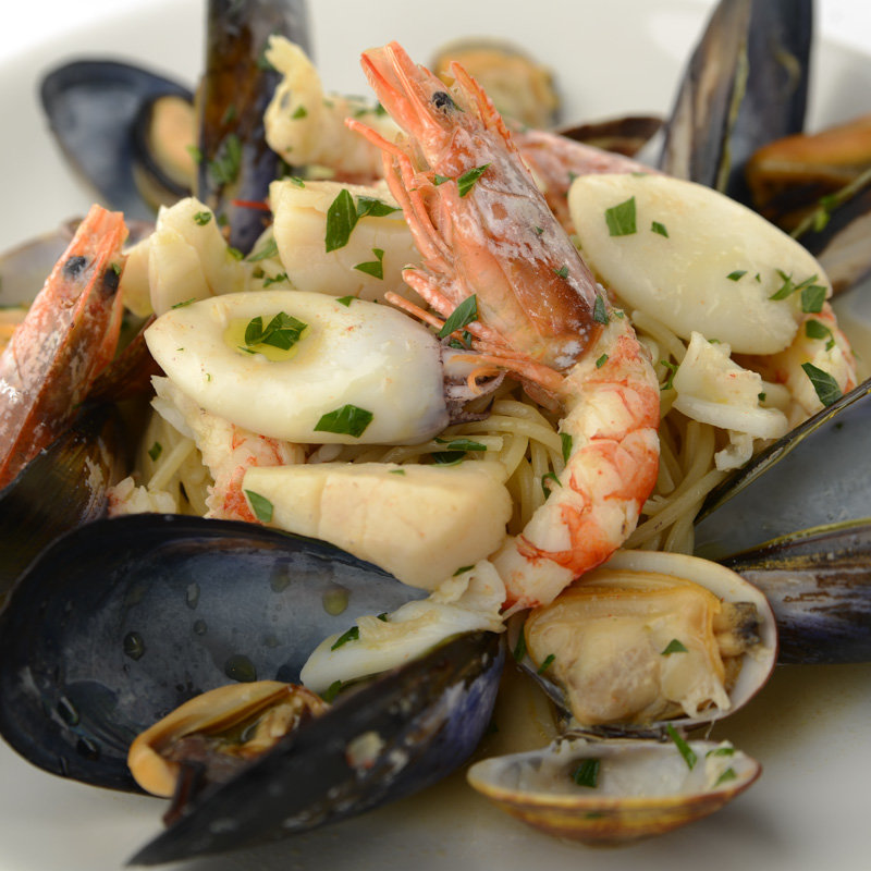 ペスカトーレ(アッラマーノ （ALLA MANO）)