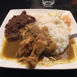 チキンとビーフのあいがけ(辛口飯屋 森元 )
