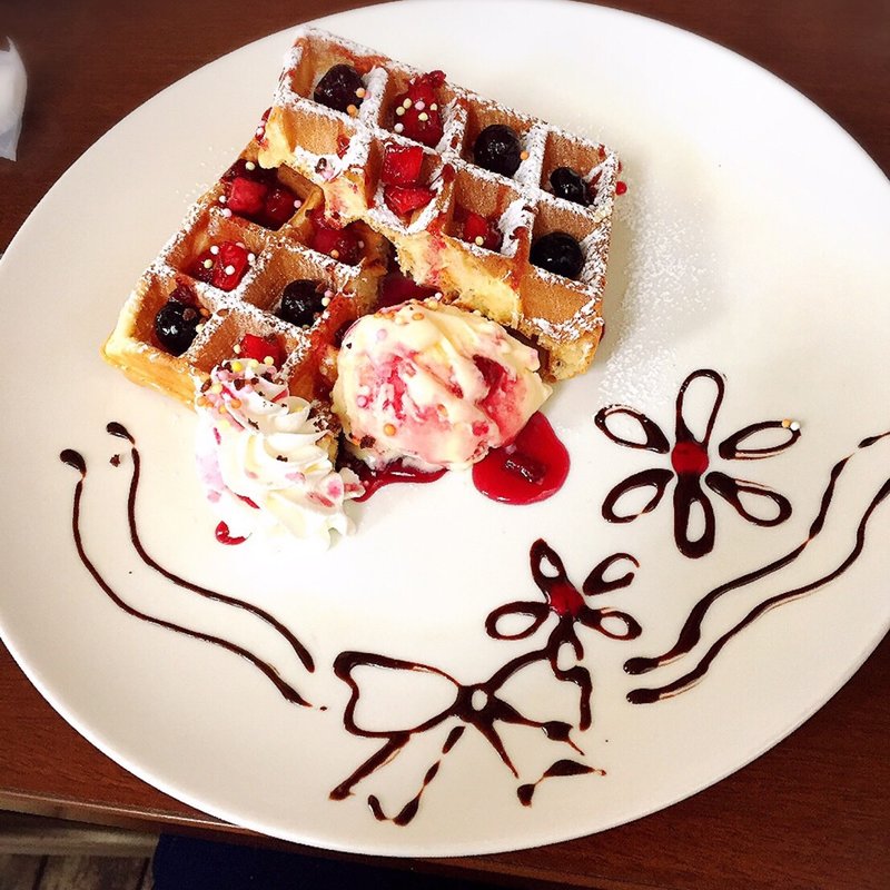 ワッフル(カフェ いづみっくす)