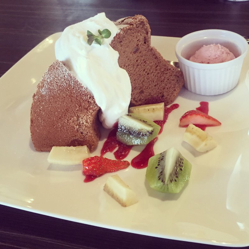 シフォンケーキ(いやしの空間 さとう珈琲 本店)