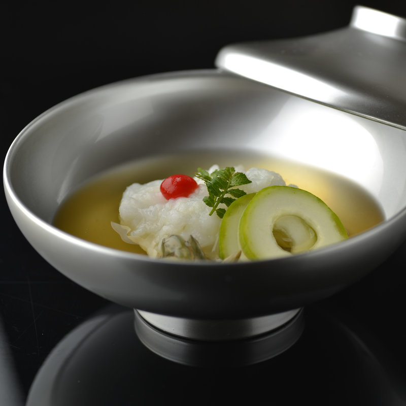 鱧の湯引き(割烹 樹 （カッポウ イツキ）)