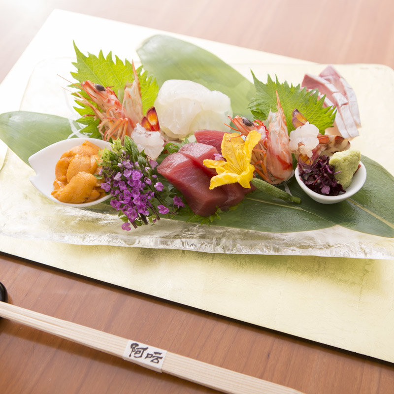 鮮魚の盛り合わせ(阿呍 )