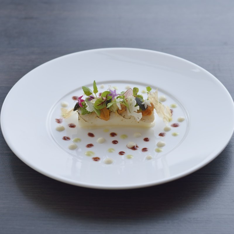 イカのグリル　ウニ添え(イグレックベガ（igrek VEGA）)