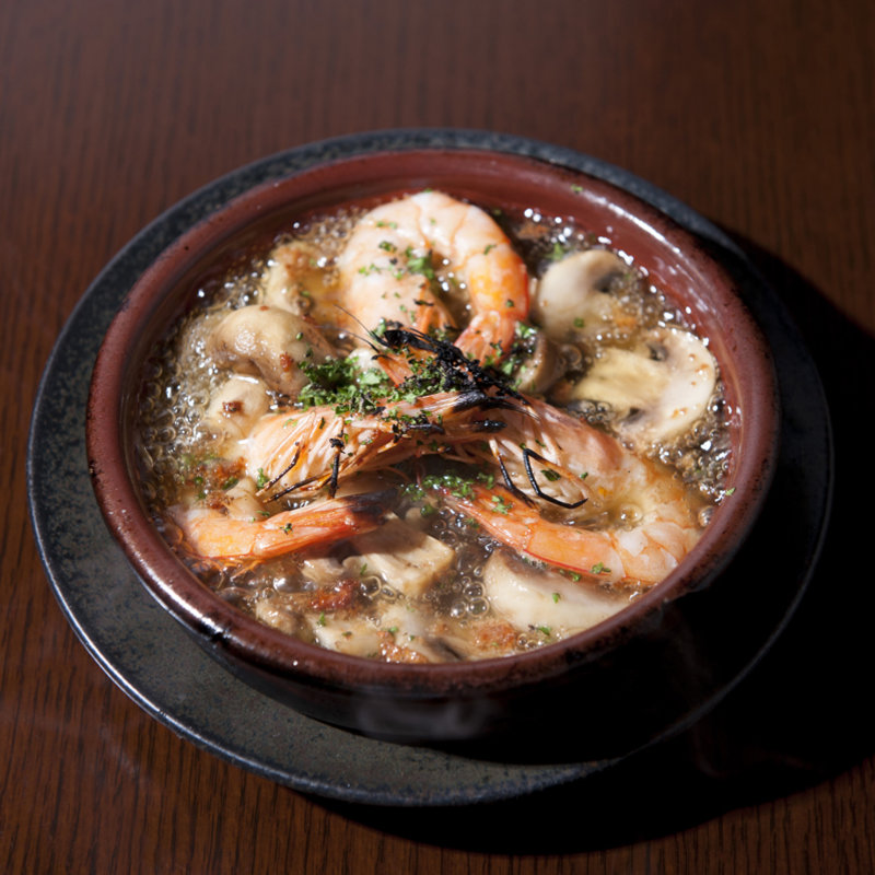 海老のアヒージョ(魚介専門スペイン料理 マリスケリア ソル)