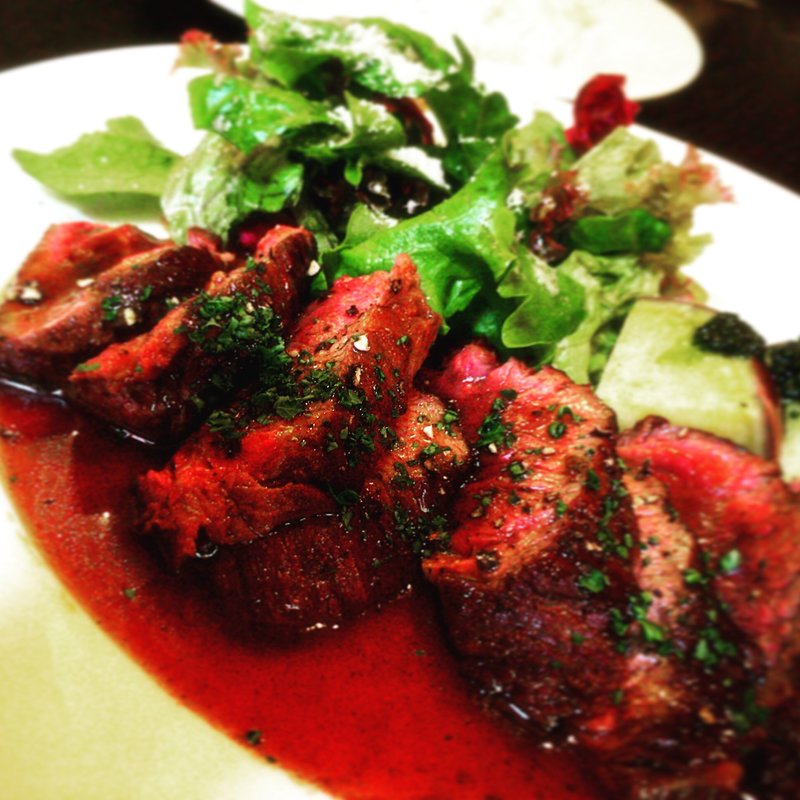 バベット(ハラミ)ボリュームステーキ130g (サラダ・ライス付き)(熟成肉 Bistro OGINO)