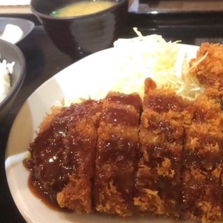 ロースカツ定食(とんかつ・六九)