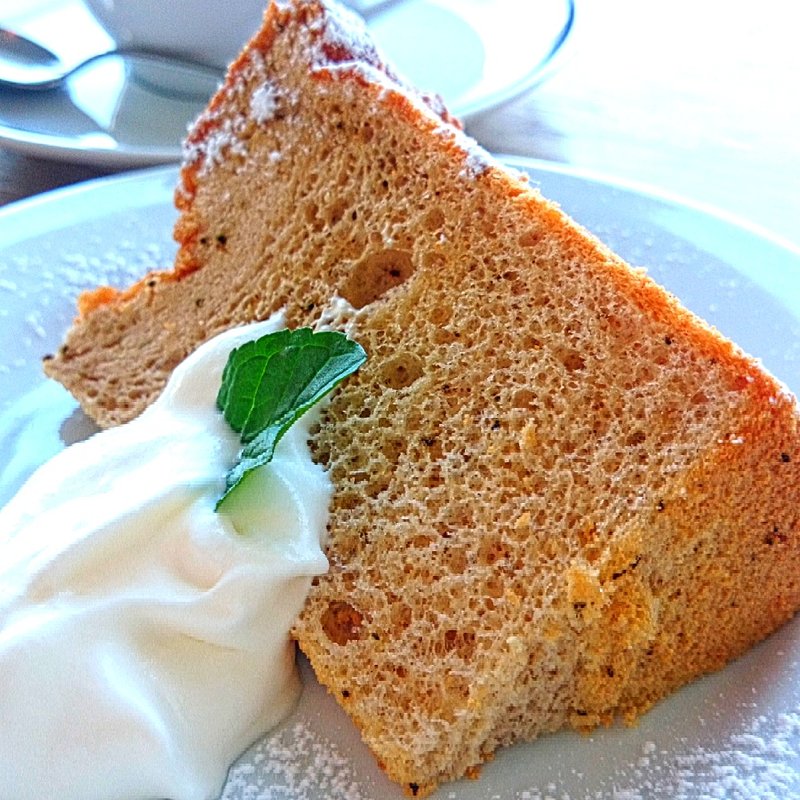 シフォンケーキ(ロイヤルミルクティ)(ブルーウォーター （THE BLUE WATER）)