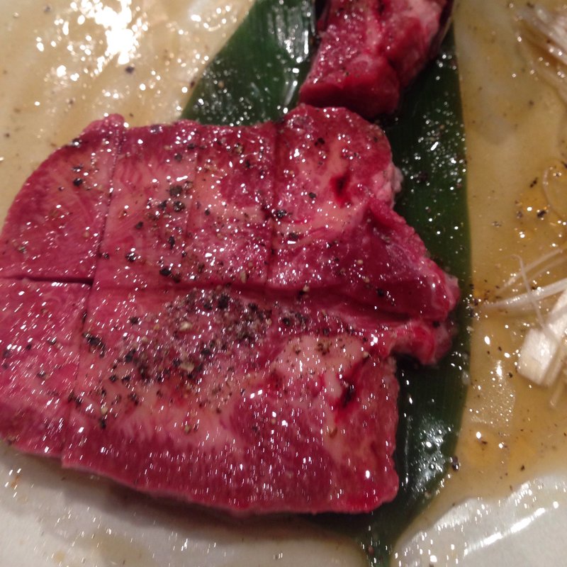 特上タンステーキ(黒毛和牛専門 焼肉 仁)