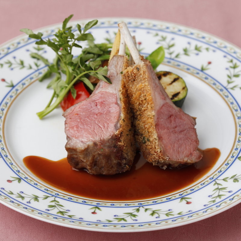 ラム肉のグリル(レストラン ドンピエール)