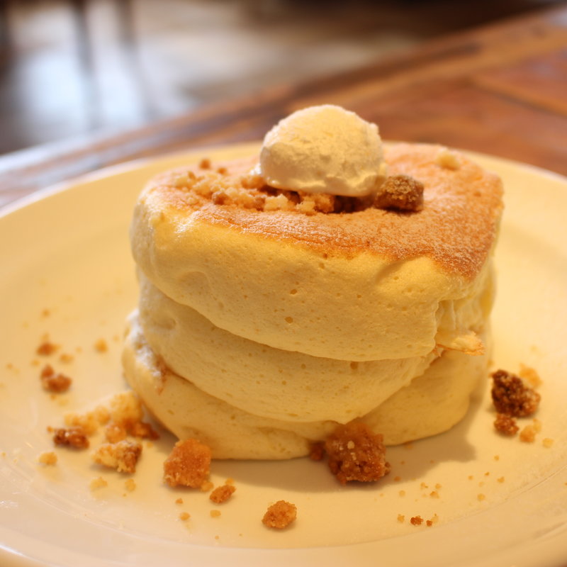 ホイップバターパンケーキ(Merengue （メレンゲ）)