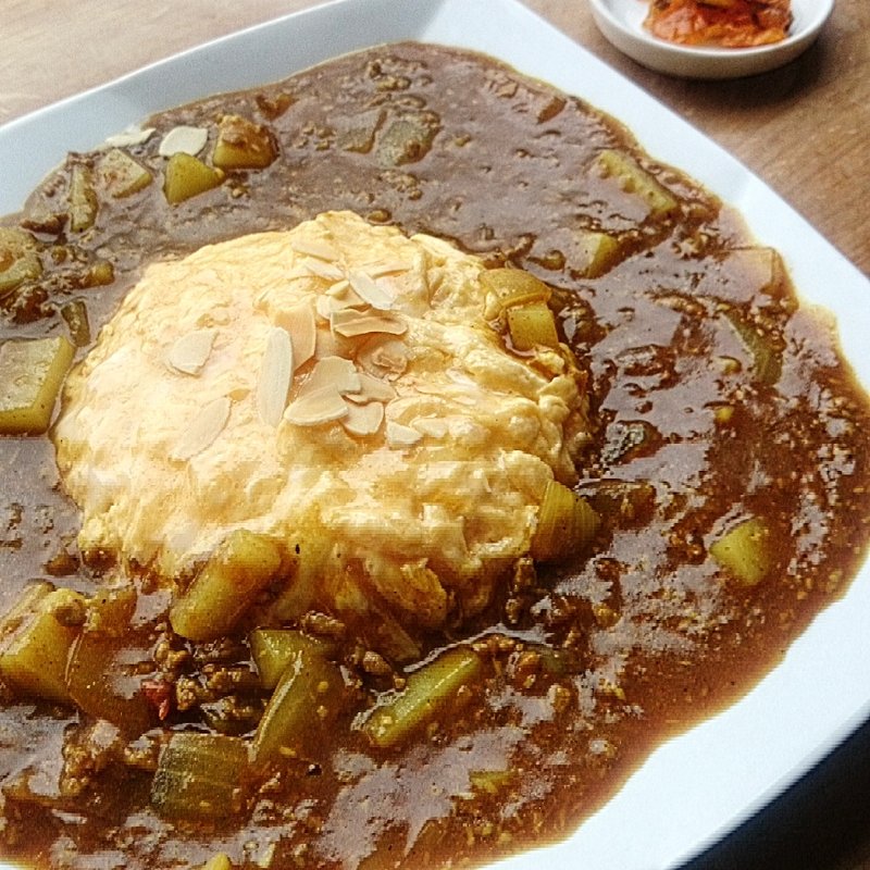 ふわふわオムカレー(気ままな時間 )