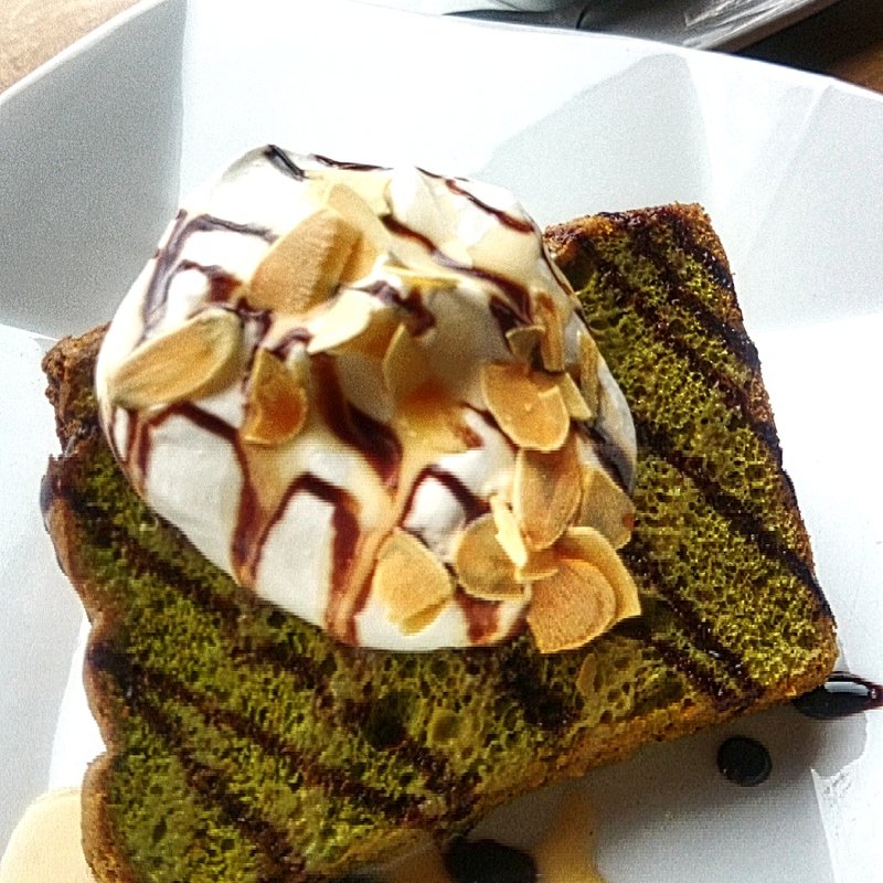 シフォンケーキ(抹茶)(気ままな時間 )